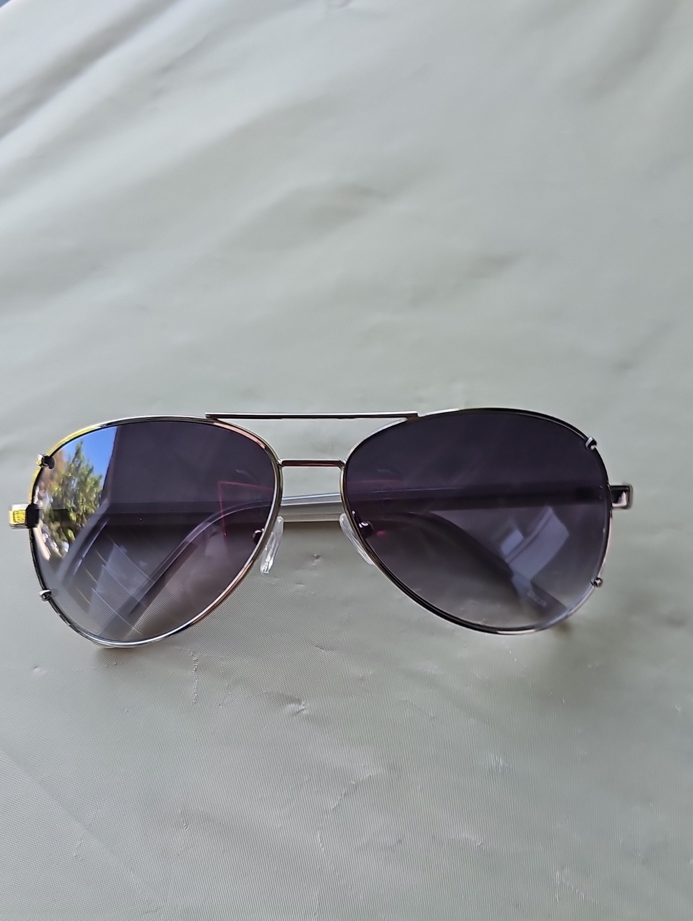 Aviator Sunglasses with Gradient Purple Lenses - Women Accessories